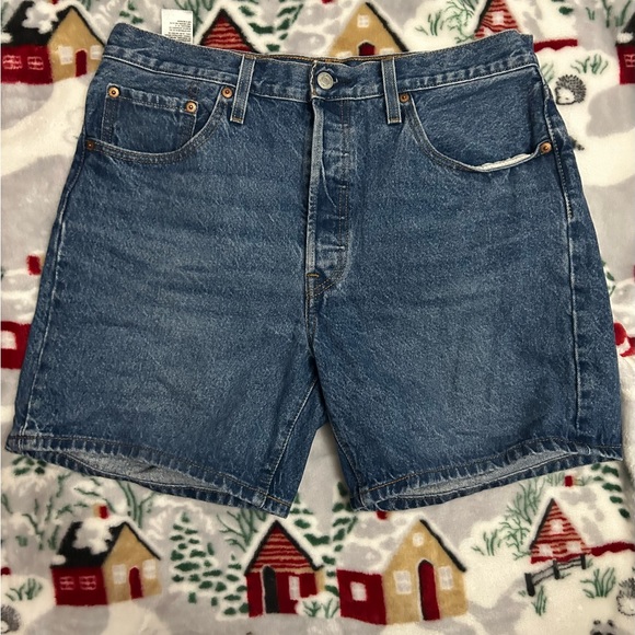 levi’s shorts high rise. lightly used. - Picture 1 of 2